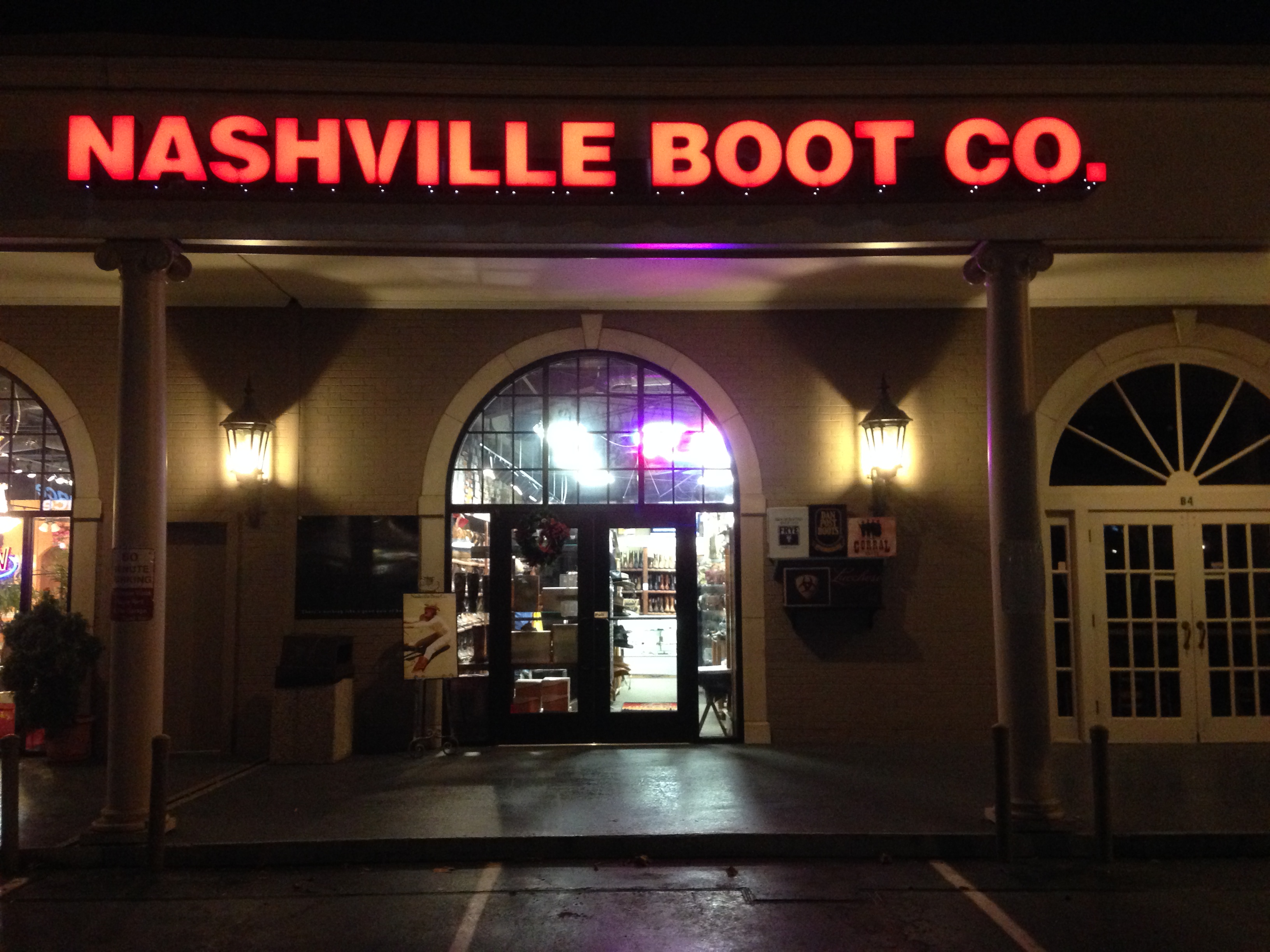 Nashville Boot Co. Store - Ariat boots, Dan Post boots, Lucchese