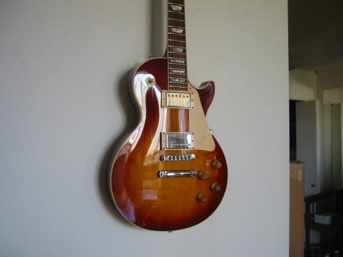 1988 Gibson Les Paul Standard in Sunburst 100% Original ITEM HAS SOLD!